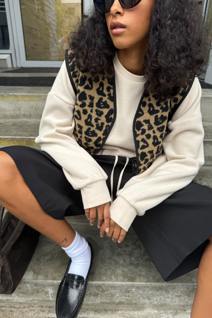 LEOPARD PRINT VEST