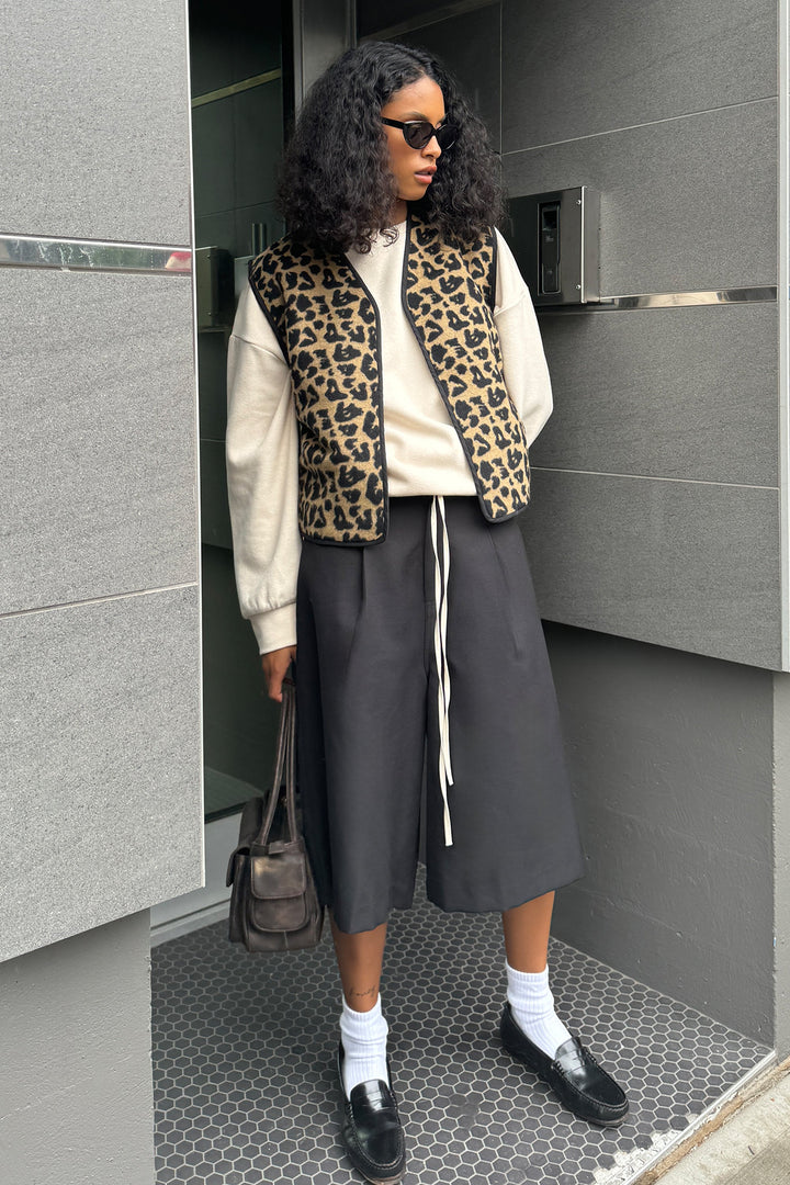 LEOPARD PRINT VEST