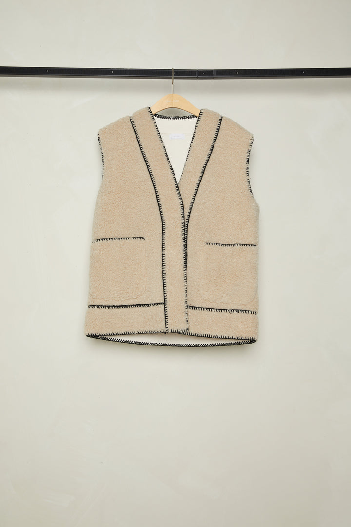 SHEARLING VEST WITH CONTRAST STITCH