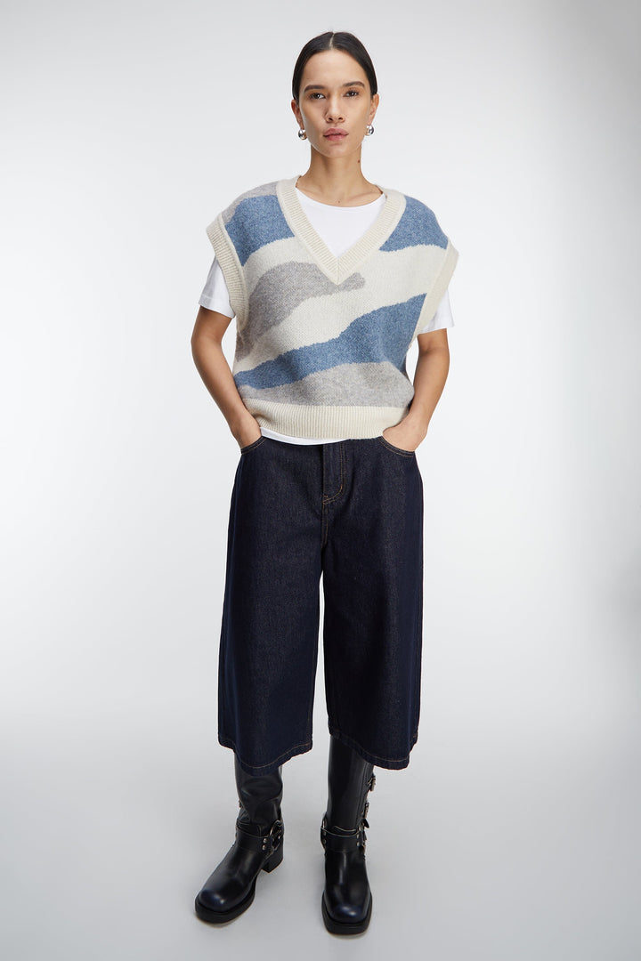 INTARSIA KNIT VEST